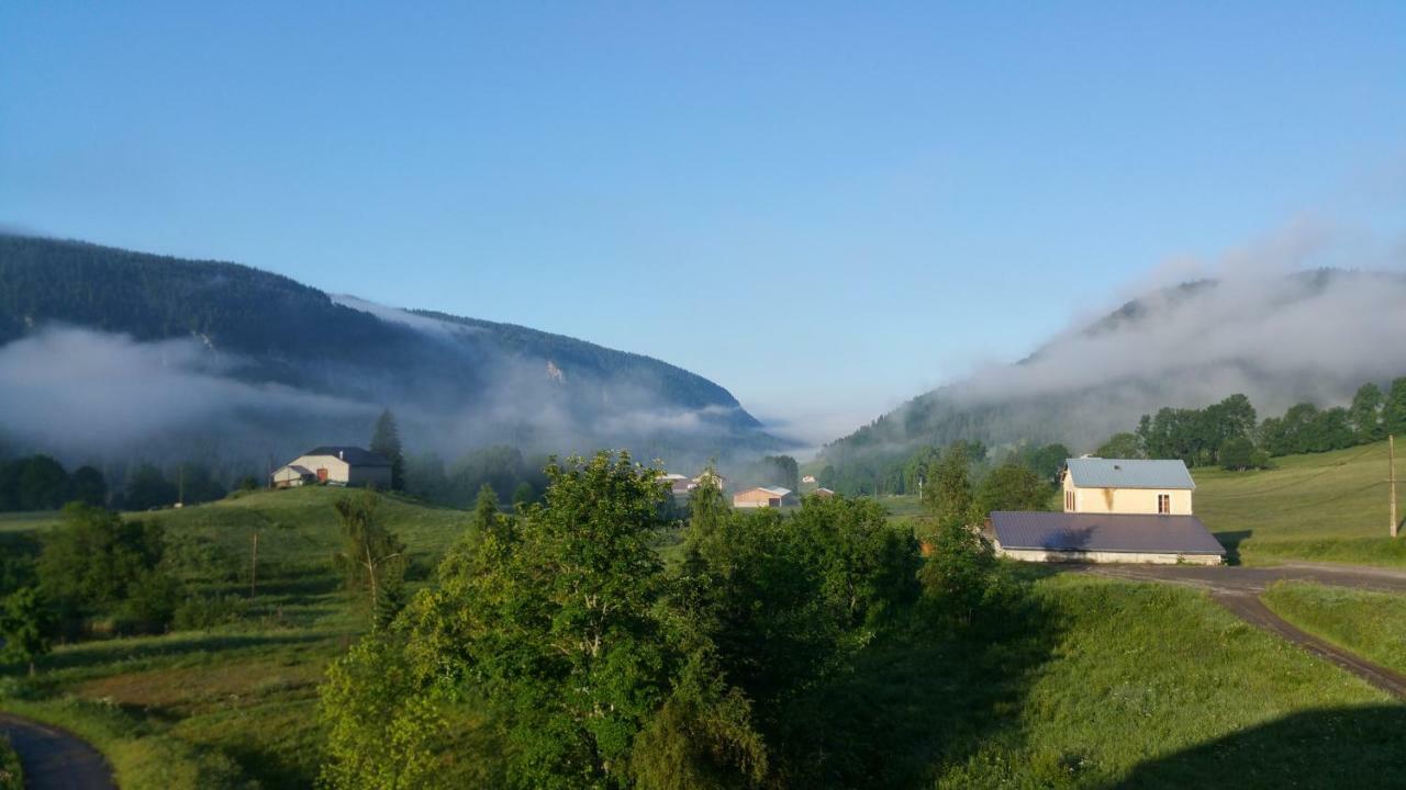 شقة Les Chamois Lajoux المظهر الخارجي الصورة