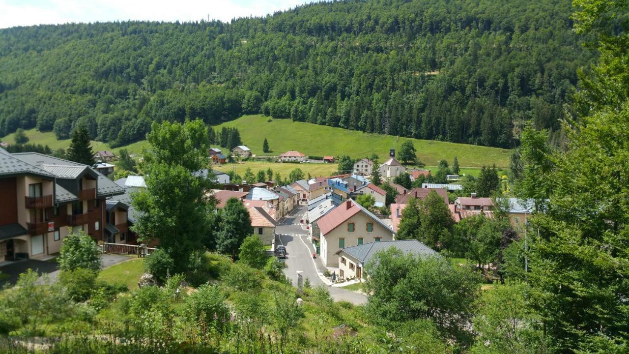 شقة Les Chamois Lajoux المظهر الخارجي الصورة